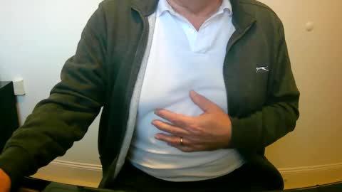 Snapshot of scotti30 chatting on 11/28/25, 09:23 Scott online show from 11/28/25, 09:23