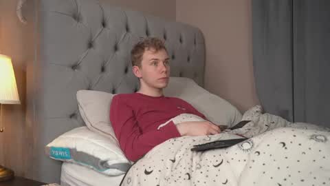 Snapshot of scottish_twink01 chatting on 05/10/26, 09:42 danny online show from 05/10/26, 09:42