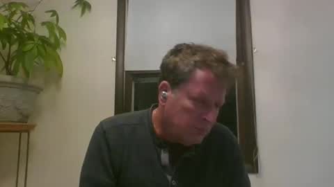 scottpbi52 online show from 01/05/25, 04:36