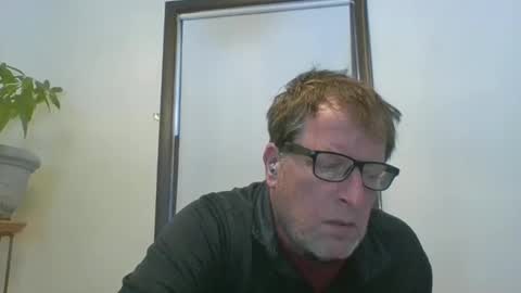 scottpbi52 online show from 01/25/25, 08:21