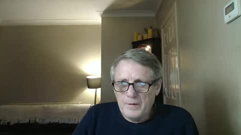 Snapshot of scottsman214 chatting on 12/14/24, 12:01 James online show from 12/14/24, 12:01