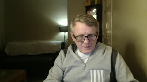 Snapshot of scottsman214 chatting on 02/12/25, 08:07 James online show from 02/12/25, 08:07