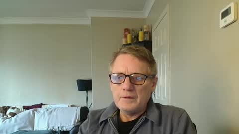 Snapshot of scottsman214 chatting on 02/16/25, 02:54 James online show from 02/16/25, 02:54