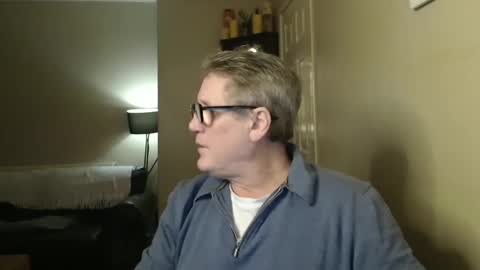 Snapshot of scottsman214 chatting on 02/22/25, 07:03 James online show from 02/22/25, 07:03