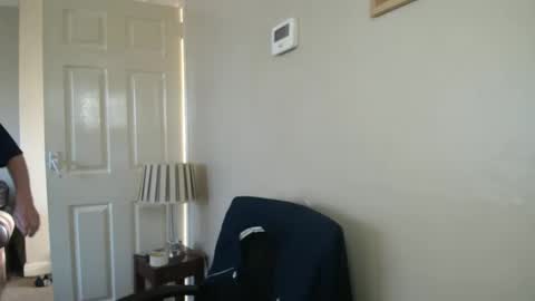 Snapshot of scottsman214 chatting on 11/17/25, 11:38 James online show from 11/17/25, 11:38