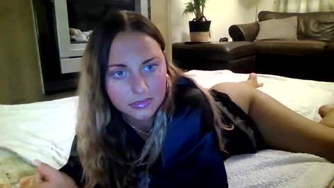 Snapshot of scouse_lexi chatting on 09/11/25, 09:59 Scouse Lexi online show from 09/11/25, 09:59