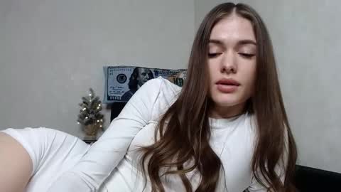 Snapshot of scratc_h chatting on 12/16/24, 11:18 scratc_h online show from 12/16/24, 11:18