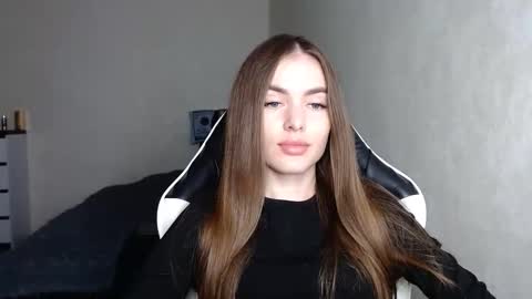 Snapshot of scratc_h chatting on 09/19/25, 05:57 scratc_h online show from 09/19/25, 05:57