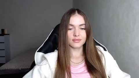 Snapshot of scratc_h chatting on 10/07/25, 04:37 scratc_h online show from 10/07/25, 04:37