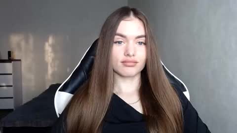 Snapshot of scratc_h chatting on 11/02/25, 01:35 scratc_h online show from 11/02/25, 01:35