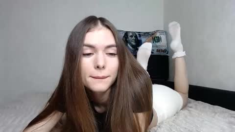 Snapshot of scratc_h chatting on 11/19/25, 03:45 scratc_h online show from 11/19/25, 03:45