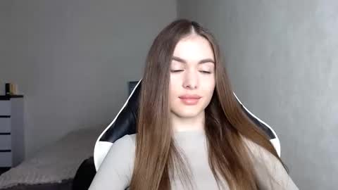 Snapshot of scratc_h chatting on 12/02/25, 04:13 scratc_h online show from 12/02/25, 04:13