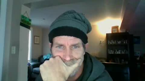 GettOffMyLawn online show from 01/29/25, 06:18