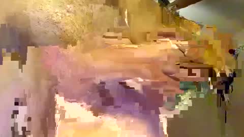 scroey online show from 02/15/25, 06:33