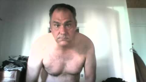 Snapshot of scubi007 chatting on 09/25/25, 09:13 scubi007 online show from 09/25/25, 09:13