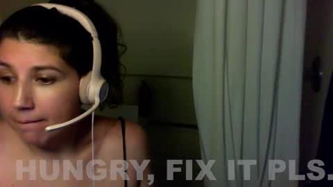 Snapshot of scumbagsmith chatting on 10/30/25, 12:17 Danni online show from 10/30/25, 12:17