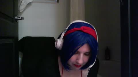 Snapshot of scumbagsmith chatting on 12/18/25, 03:45 Danni online show from 12/18/25, 03:45