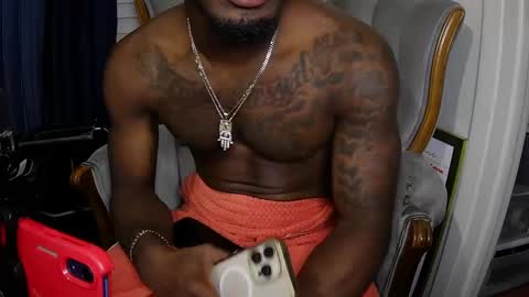 Snapshot of sdawg2xx chatting on 10/12/25, 12:53 sdawg2xx online show from 10/12/25, 12:53