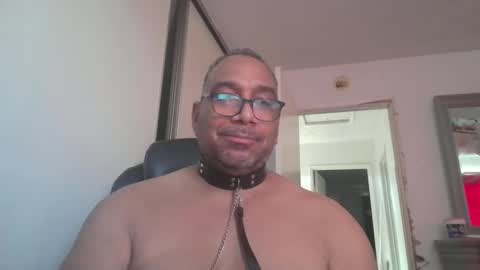 Snapshot of sdblkmale2131 chatting on 09/11/25, 03:56 sdblkmale2131 online show from 09/11/25, 03:56