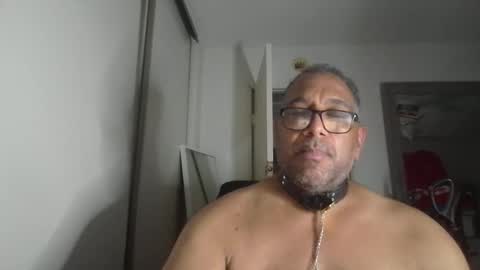 Snapshot of sdblkmale2131 chatting on 09/22/25, 11:45 sdblkmale2131 online show from 09/22/25, 11:45