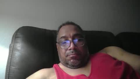 Snapshot of sdblkmale2131 chatting on 10/07/25, 01:52 sdblkmale2131 online show from 10/07/25, 01:52