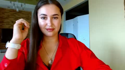 Elizabeth  online show from 07/09/26, 08:40
