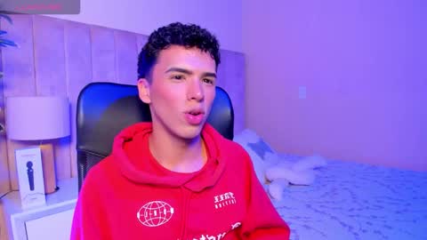 Snapshot of seab_trooy chatting on 11/15/25, 05:27 SEAN online show from 11/15/25, 05:27