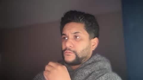 Snapshot of seadog00 chatting on 12/17/25, 10:54 seadog00 online show from 12/17/25, 10:54