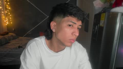 Sean Scoth online show from 12/24/24, 01:27