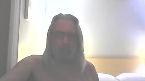 Snapshot of seantheflyer chatting on 02/06/25, 10:00 seantheflyer online show from 02/06/25, 10:00