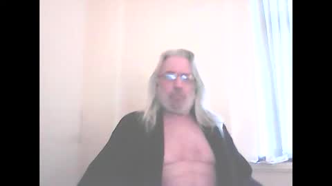 Snapshot of seantheflyer chatting on 02/09/25, 12:52 seantheflyer online show from 02/09/25, 12:52