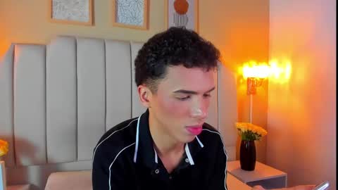 Sean online show from 09/17/25, 03:41