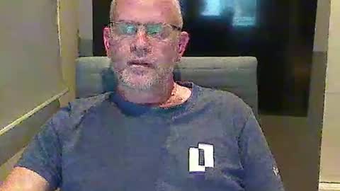 Snapshot of seargents chatting on 11/10/25, 12:59 seargents online show from 11/10/25, 12:59