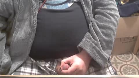 Snapshot of seathrough chatting on 02/23/25, 11:47 Falco J online show from 02/23/25, 11:47