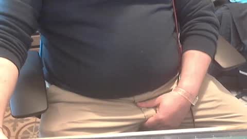 Snapshot of seathrough chatting on 02/25/26, 08:46 Falco J online show from 02/25/26, 08:46