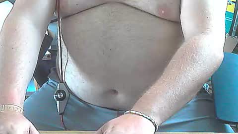 Snapshot of seathrough chatting on 06/22/26, 08:11 Falco J online show from 06/22/26, 08:11