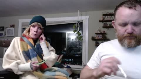 Snapshot of seattlemanwhore chatting on 12/20/24, 02:19 Seattlemanwhore online show from 12/20/24, 02:19