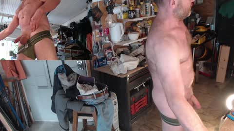 Snapshot of seattlemanwhore chatting on 01/24/25, 10:30 Seattlemanwhore online show from 01/24/25, 10:30