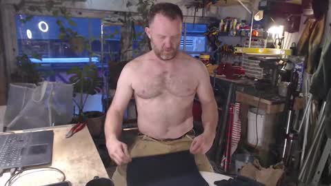 Seattlemanwhore online show from 11/19/25, 03:45