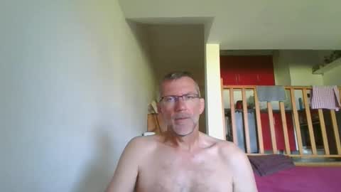 seb846894 online show from 05/28/26, 07:16