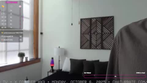 Snapshot of seb_tv chatting on 10/06/25, 03:31 Sebastian online show from 10/06/25, 03:31