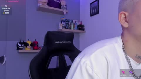 Snapshot of sebas__23 chatting on 01/16/25, 11:37 Sebastin online show from 01/16/25, 11:37