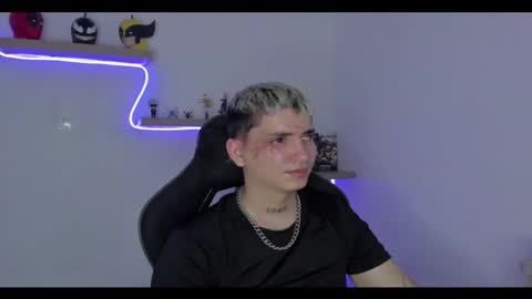 Snapshot of sebas__23 chatting on 11/08/25, 05:07 Sebastin online show from 11/08/25, 05:07