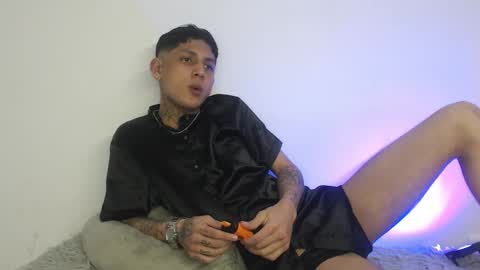  CAMILA Y SEBASTIAN online show from 01/17/26, 11:26