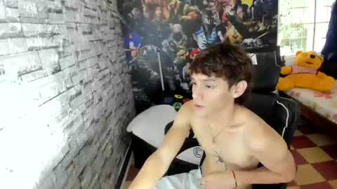 Snapshot of sebas_jusa chatting on 07/04/26, 12:33 sebas jusa online show from 07/04/26, 12:33