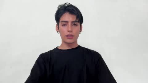 sebastian online show from 12/04/24, 05:22