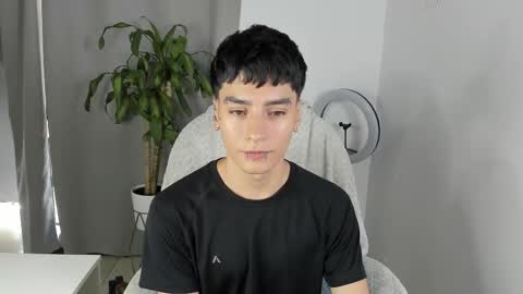 sebastian online show from 10/21/25, 05:24