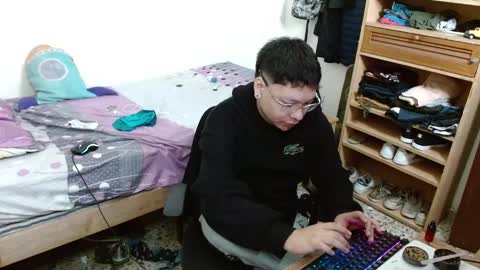 Sebas online show from 01/27/25, 01:09