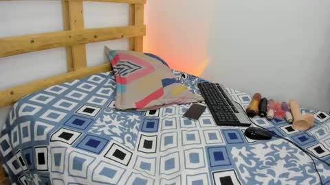 Snapshot of sebastian_0422 chatting on 09/26/25, 02:43 sebastian 0422 online show from 09/26/25, 02:43