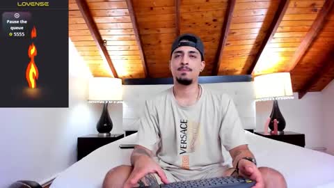 Sebastian Berne online show from 09/29/25, 07:40